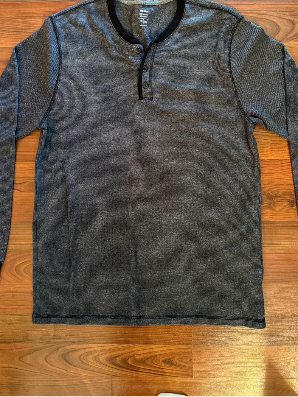 Men's old navy Long-Sleeve Henley Shirt